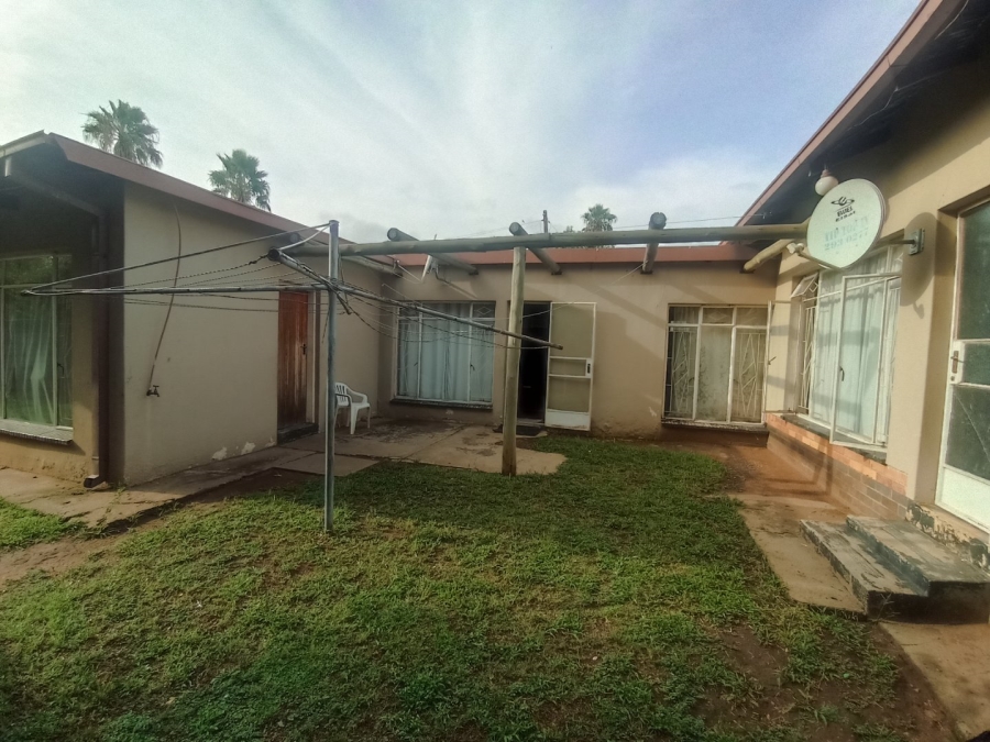 3 Bedroom Property for Sale in Potchefstroom South North West
